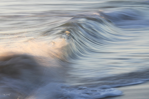 Blue Swell with Splash  48.32 Print