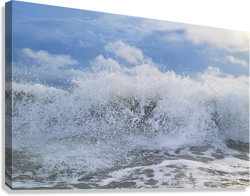 Tumbling Wave Spray  48.32 Canvas Print